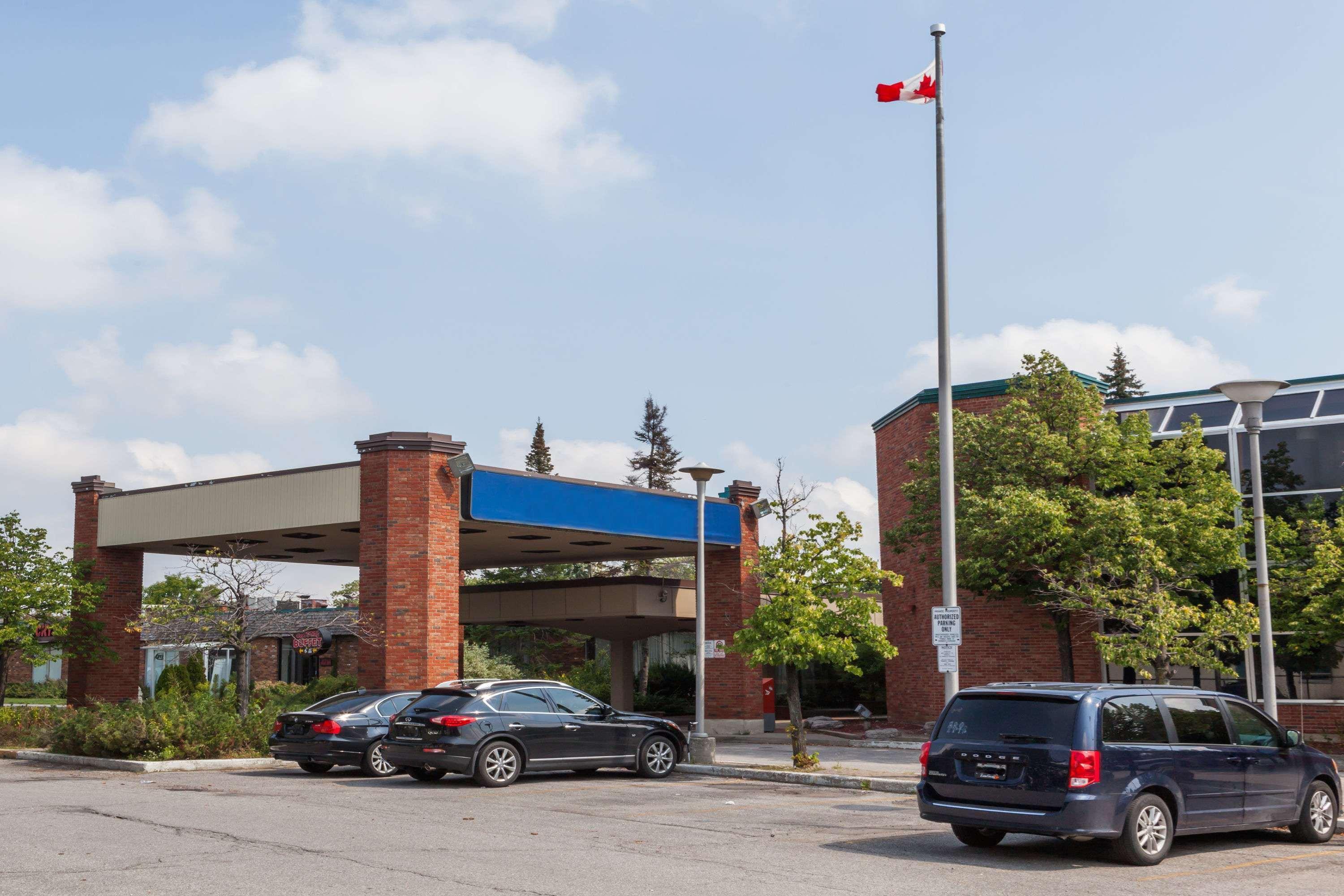 Toronto East Inn Exterior photo