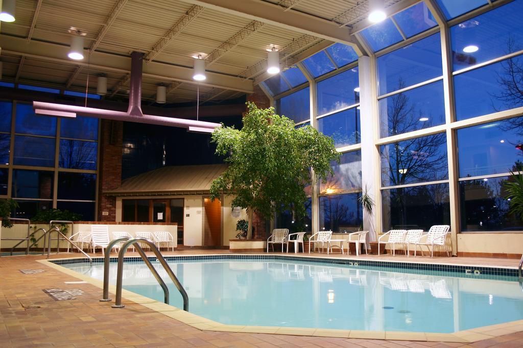 Toronto East Inn Facilities photo